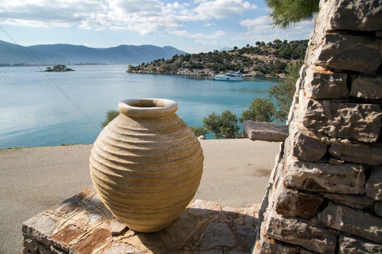 Kalavria Luxury Suites - Magnificent Sea View Of Poros Pórosz Kültér fotó