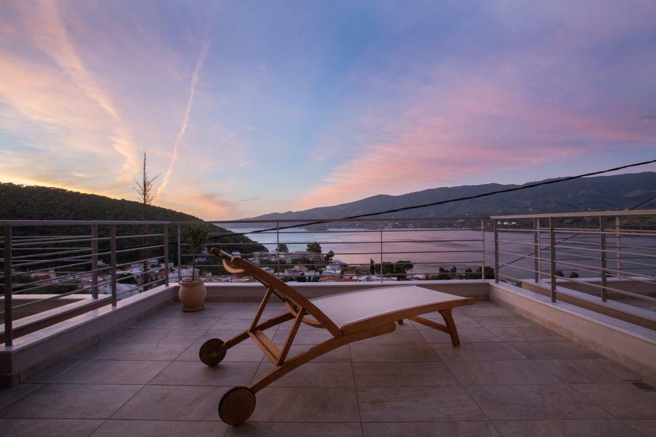 Kalavria Luxury Suites - Magnificent Sea View Of Poros Pórosz Kültér fotó