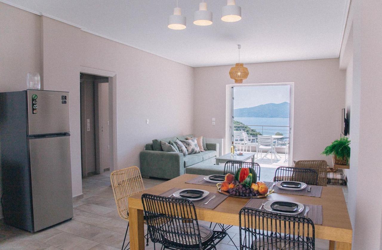 Kalavria Luxury Suites - Magnificent Sea View Of Poros Pórosz Kültér fotó